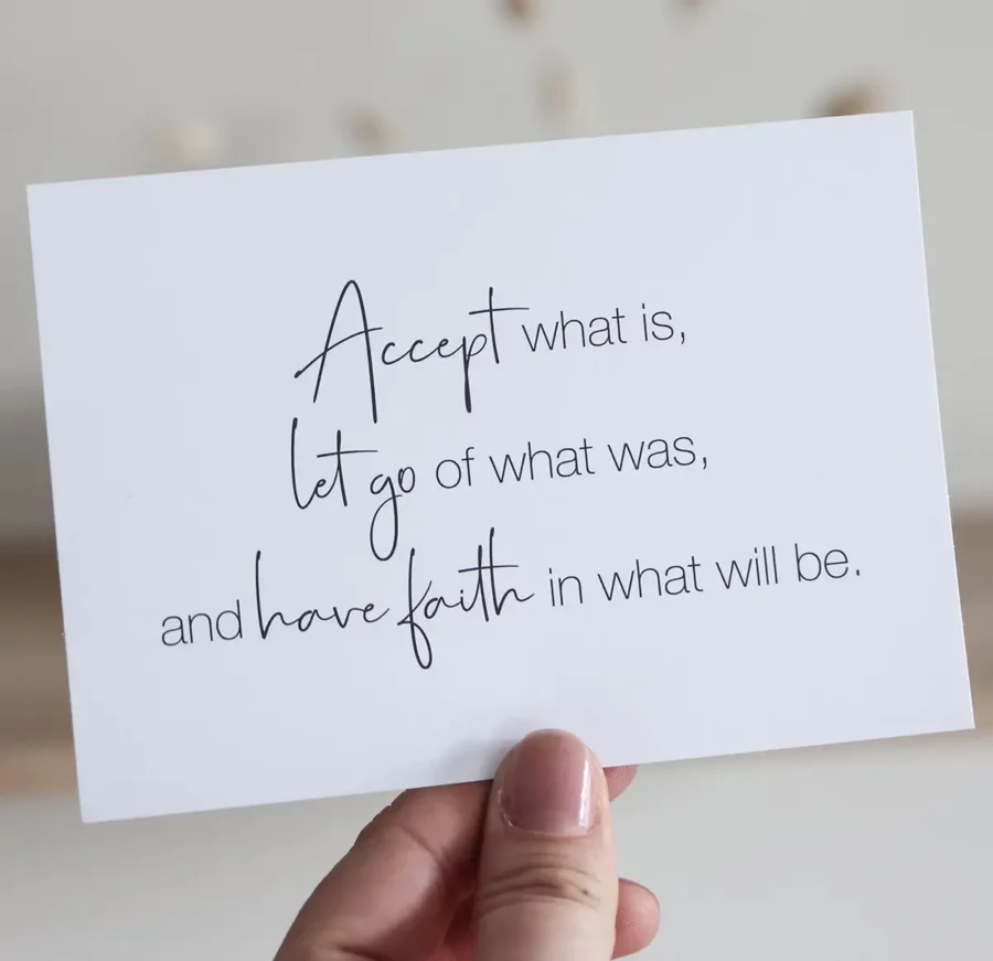 Postkarte "Accept what is, let go of what was, and have faith in what will be." – Bild 3